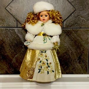 Collectors Genuine Porcelain Doll 1998 Holiday Ed.